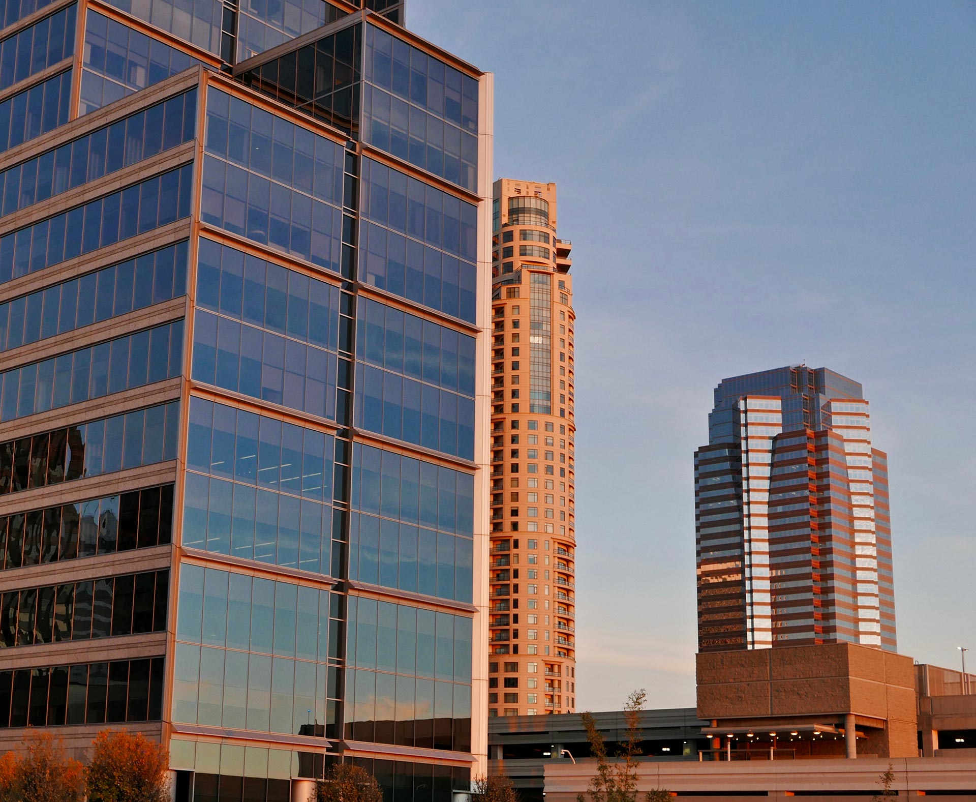 Robston Tower: A Modern Commercial Icon